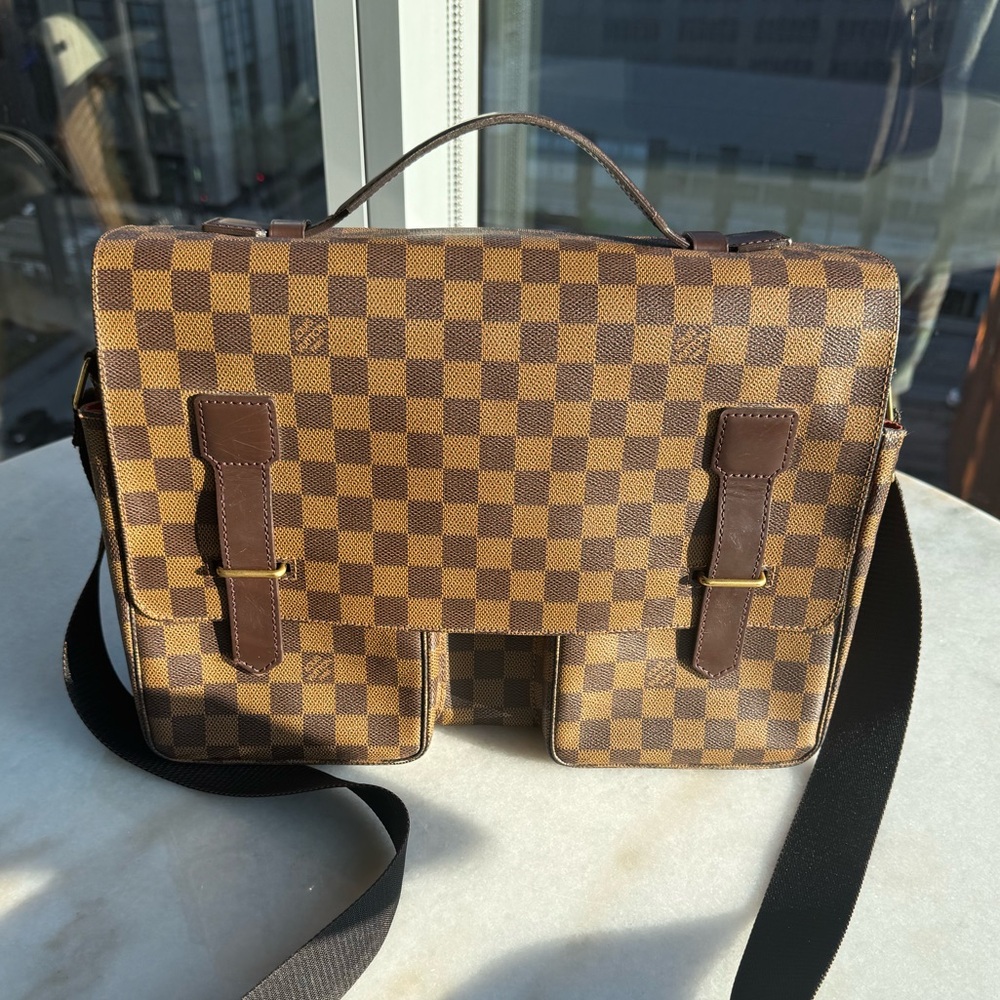 Louis Vuitton messenger bag